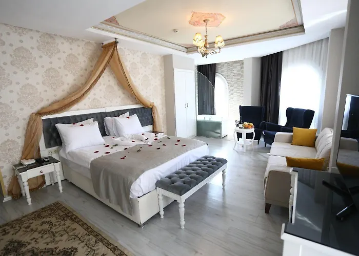 Albatros Premier מלון 4*