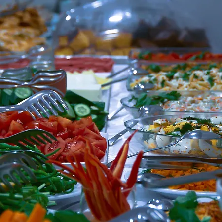 Albatros Premier Hotel