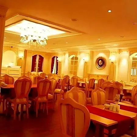 Albatros Premier 4*