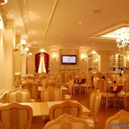 Albatros Premier ホテル 4*